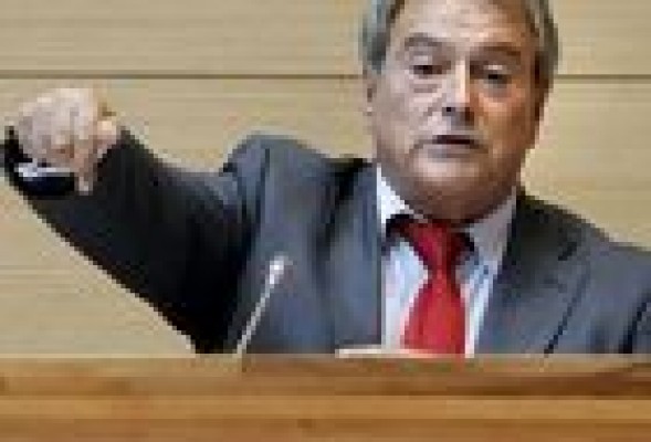 Rus quiere salir en la 'tele'