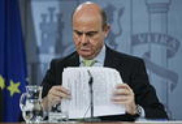 Economía crea una comisión sobre la evolución del endeudamiento privado