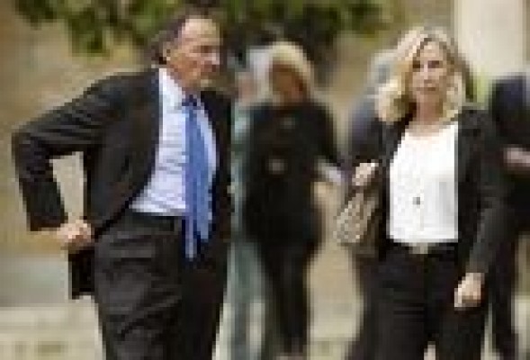 Representantes del mundo de la banca y la empresa despiden a Emilio Botín