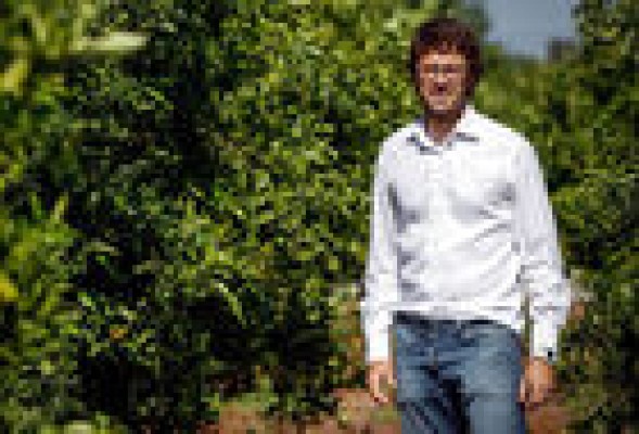 Héctor Molina, el joven quijote que agita los básicos de la cultura gastronómica valenciana 