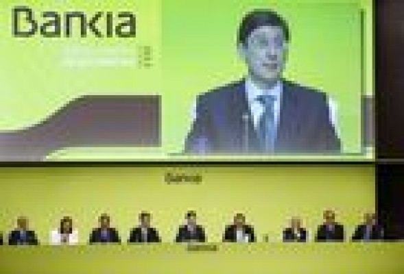 Bankia continúa haciendo trading en Telefónica con la firma de Eva Castillo