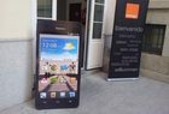 Jazztel rebota con fuerza camino de los 13 euros que paga Orange
