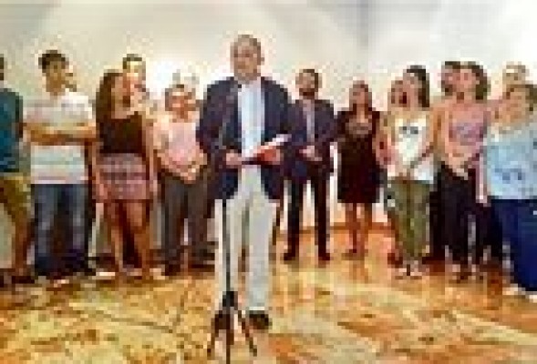 Calabuig pide que Juventudes Socialistas exprese su voz sobre las primarias para el candidato a alcalde