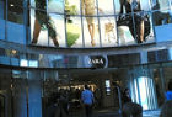 El efecto divisa reduce un 2,4% el beneficio de Inditex