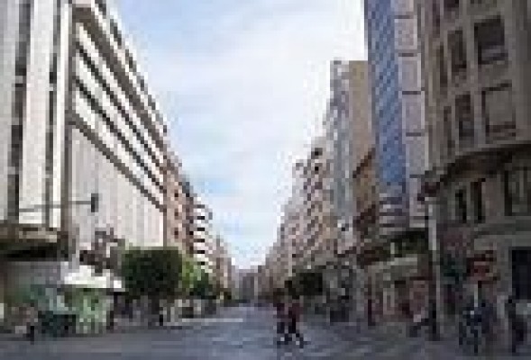 Los grandes propietarios inmobiliarios se resisten a vender barato