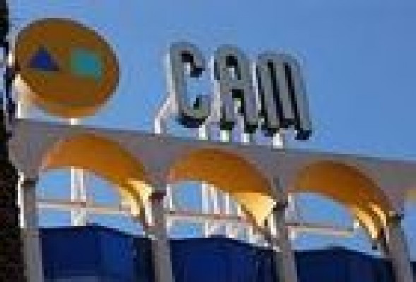  La comisión que investiga la CAM encara la recta final tras casi tres años 