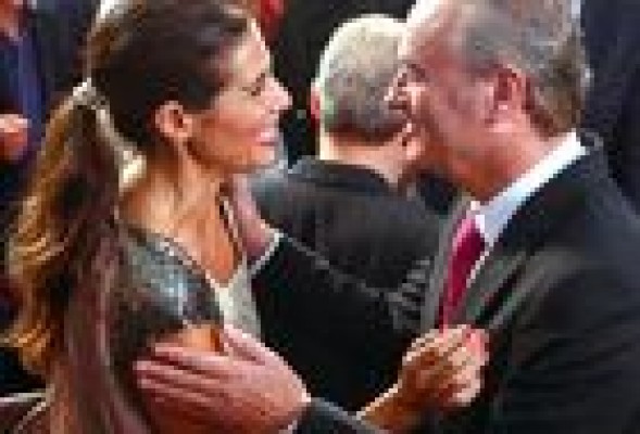 Nuria Roca 'on fire': llama a Castedo 