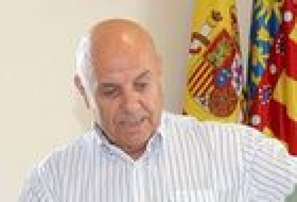 Un juzgado imputa al alcalde de San Antonio de Benagéber y al exconcejal Felipe del Baño