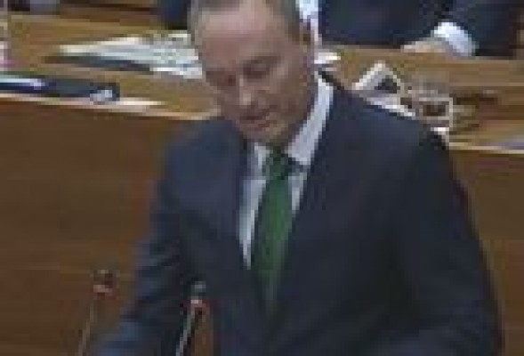 Fabra centra su discurso en otro plan de empleo de 800 millones y en una rebaja de impuestos