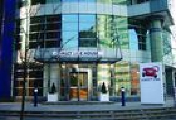 Mapfre continúa con la caña echada tras la compra de las filiales de Direct Line