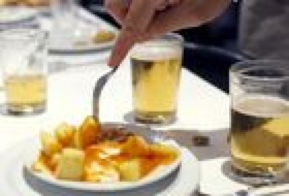 Preocupante 'top ten' de la comida preferida por los turistas en España
