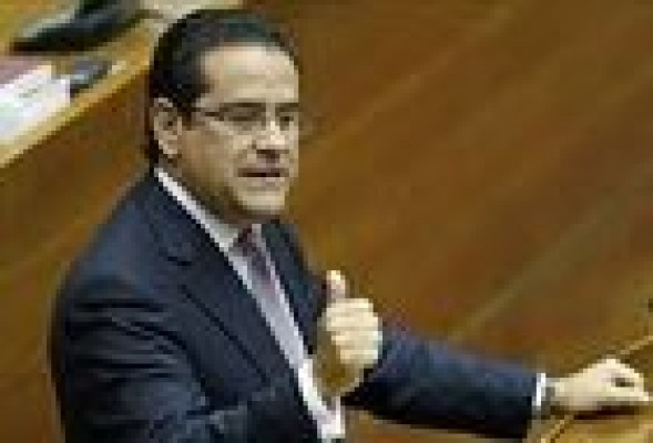El PP retira su propuesta de comparecencias de expertos para la reforma del Estatuto