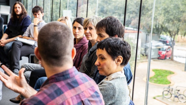 La animación valenciana se sienta a debatir (a pesar de todo)