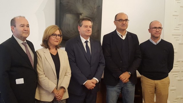 La Diputación y la UA crean una cátedra para promover la gestión sostenible del agua