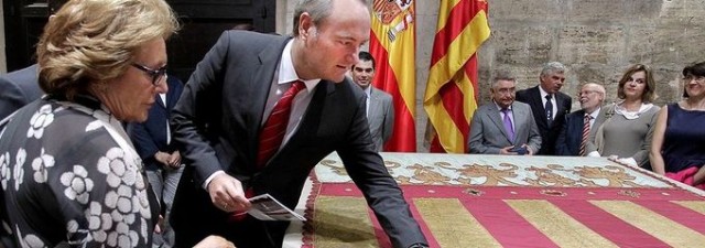 9 d'Octubre: hacia una autonomía de símbolos pero sin autogobierno