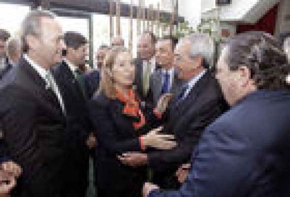 La ministra Ana Pastor recibirá el próximo martes a los empresarios