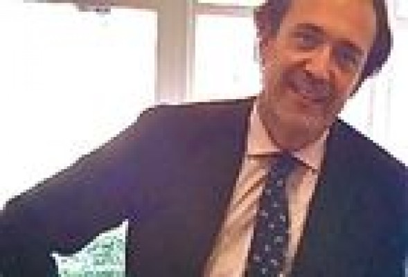 Víctor M. Ruiz: 