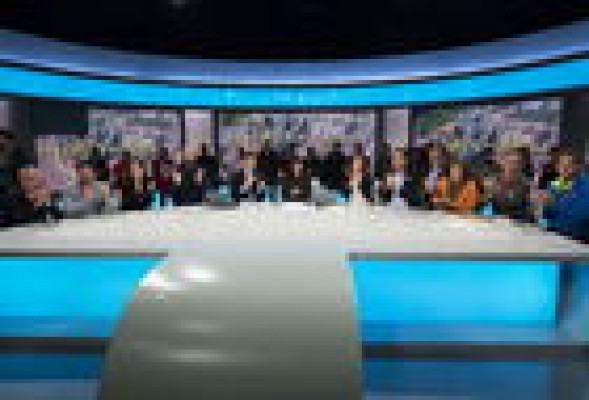 Los trabajadores de RTVV presentan a los Ondas los programas especiales de la noche del cierre