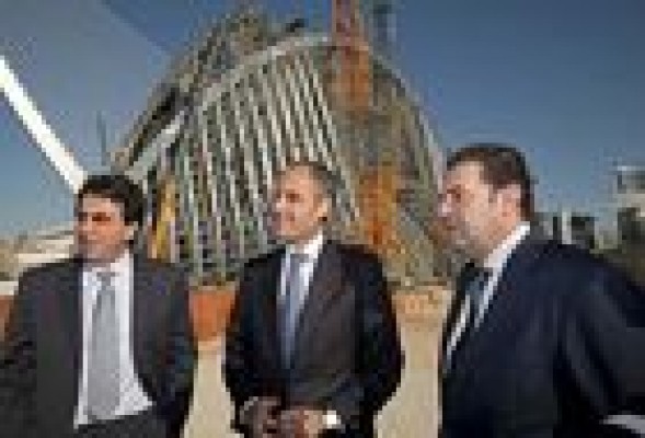 Calatrava amenazó al Consell con no acabar L'Àgora a tiempo para el Open 500 si no cobraba