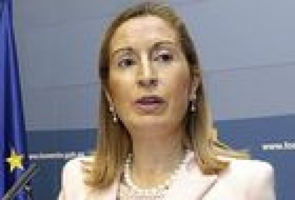 Pastor insiste en que la apertura del AVE a un operador privado permitirá aprovechar más la línea