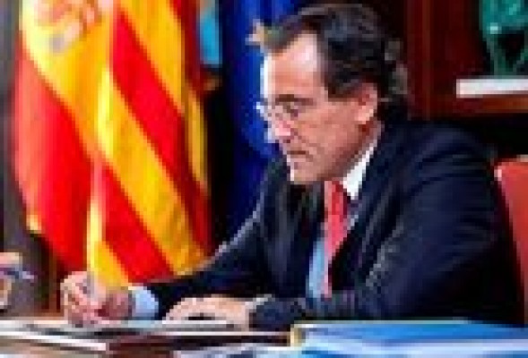 La juez de Gandia rectifica sus resoluciones para aclarar que Torró no está imputado por Les Escoletes