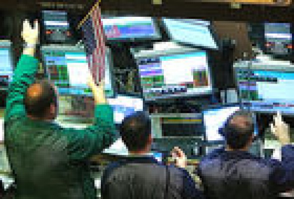 Pudo ser peor: el Ibex cierra bajando 'solo' un 3,6%