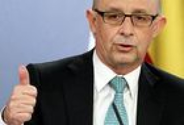 Montoro accede por fin a reunirse con los empresarios valencianos 