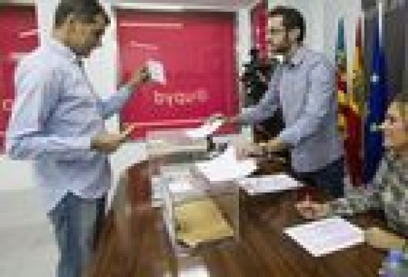 Toni Cantó, elegido candidato de UPyD a la Generalitat con el 73% de los votos