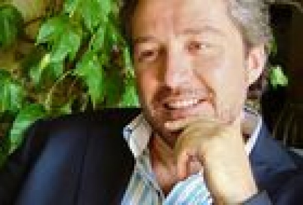 Álex Rovira imparte una conferencia en Valencia 