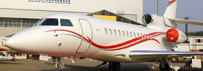 Lim reserva estancia y su gente inspecciona el palco