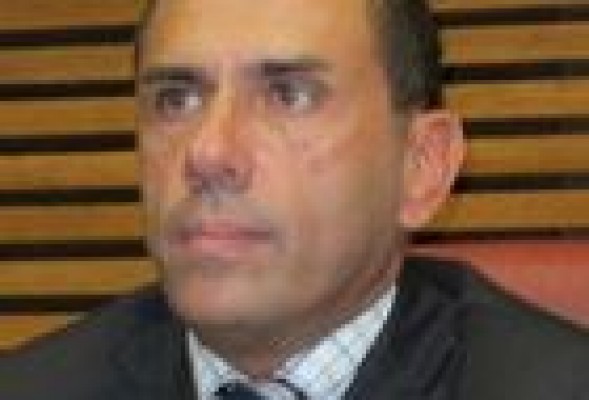 El imputado Felipe Del Baño toma posesión de su escaño en Les Corts