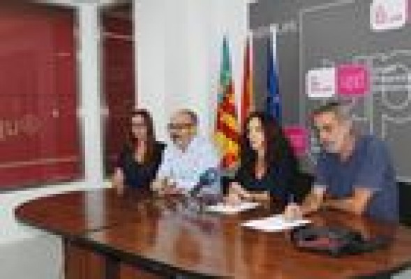 Rosa Díez dinamita UPyD en Valencia y se cobra la dimisión de su líder Alexis Marí