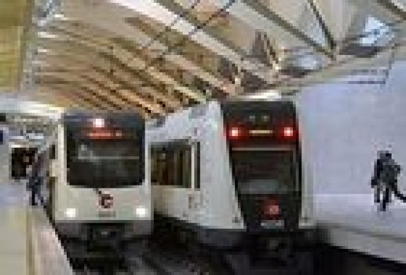 FGV licita la publicidad estática de las estaciones de Metrovalencia y del TRAM de Alicante