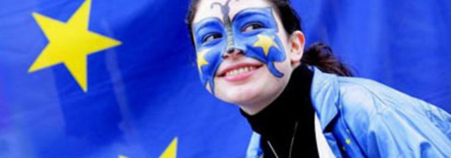 La UE acuerda triple objetivo recorte de CO2, renovables y eficiencia para 2030