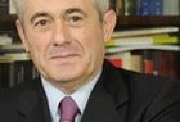 <em>¿Podría haber <br />sido la subida del IVA <br />una solución?</em>