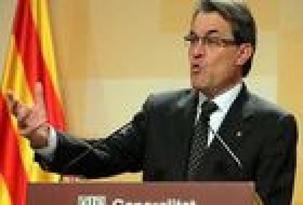 El Gobierno inicia los trámites para impugnar la consulta alternativa que plantea Artur Mas