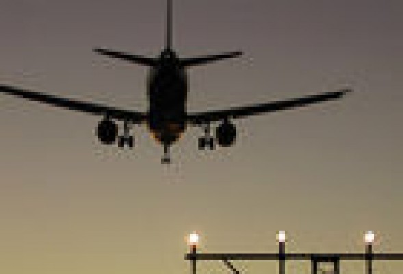 Los analistas aplauden la decisión de posponer la OPV de Aena