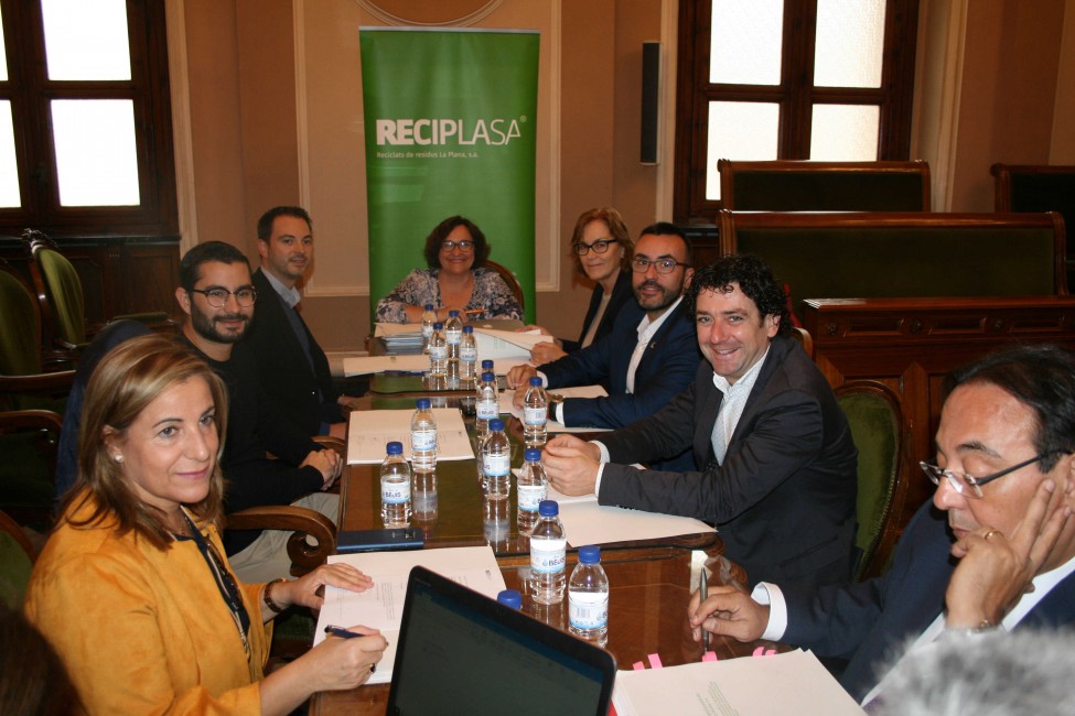 Reunión del consejo de administración de Reciplasa en Castellón. - 