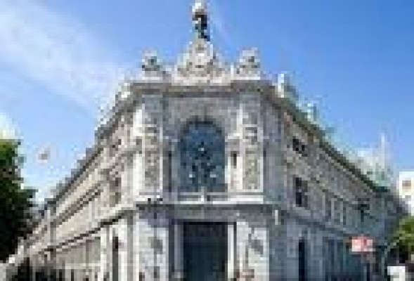 Un pequeño incendio en el edificio de Banco de España causa tres heridos