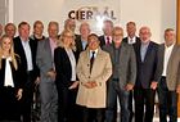 Empresarios de Noruega visitan Valencia para estudiar las relaciones laborales en España