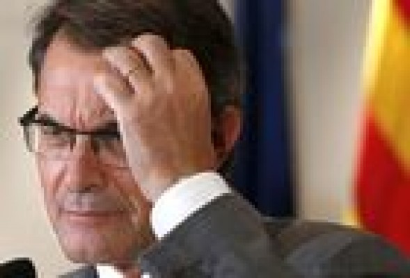 El TS rechaza la petición de la Generalitat de suspender el segundo recurso del Gobierno al TC