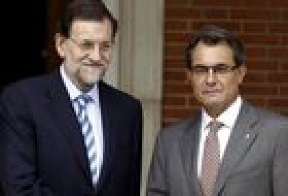 Fitch cree que el Gobierno negociará con Cataluña un régimen fiscal como el vasco