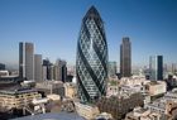 Un banco brasileño compra el icónico rascacielos londinense de Gherki