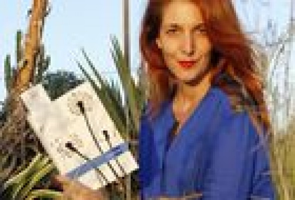 Empar Ferrer, presenta en Valencia su novela 'Lo que perdí entre las nubes'