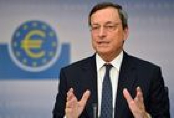 El panel de expertos del BCE recorta su previsión de PIB e IPC para la Eurozona