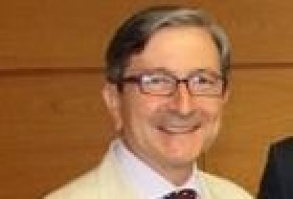 Los empresarios del puerto negocian que un funcionario asuma una presidencia de transición 