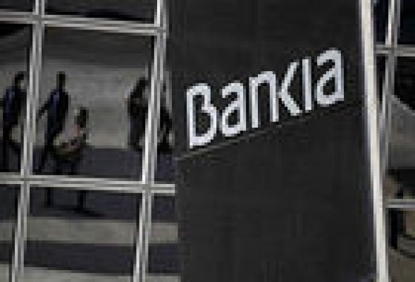 CaixaBank y Bankia lideran la caída de la tasa de morosidad en la banca