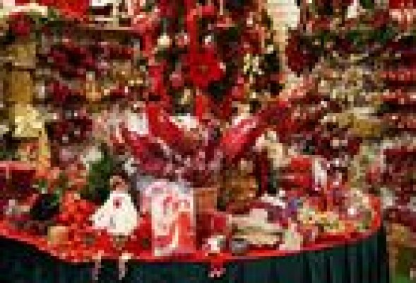 Los españoles gastarán una media de 303 euros en tarjetas estas navidades