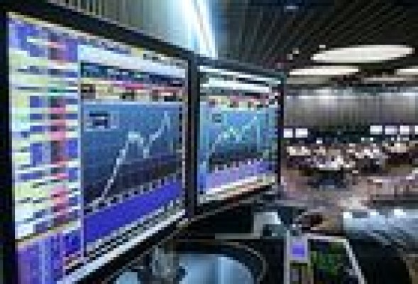 Habló 'SuperMario' y el Ibex cerró la semana subiendo un 3,7% y franqueando el 10.500