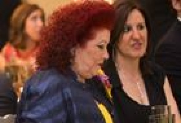Consuelo Císcar: <br />